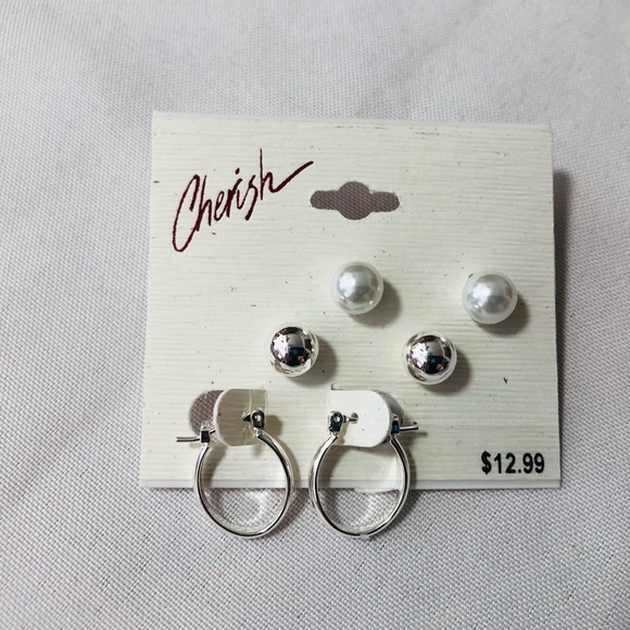 New Cherish three earring pairs set - Picture 2 of 3